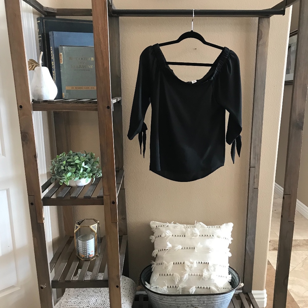 Basic Black Top